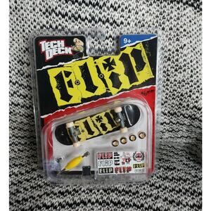 2006 Spin Master TECH DECK Flip Skateboard Fingerboard Skate Board NEW